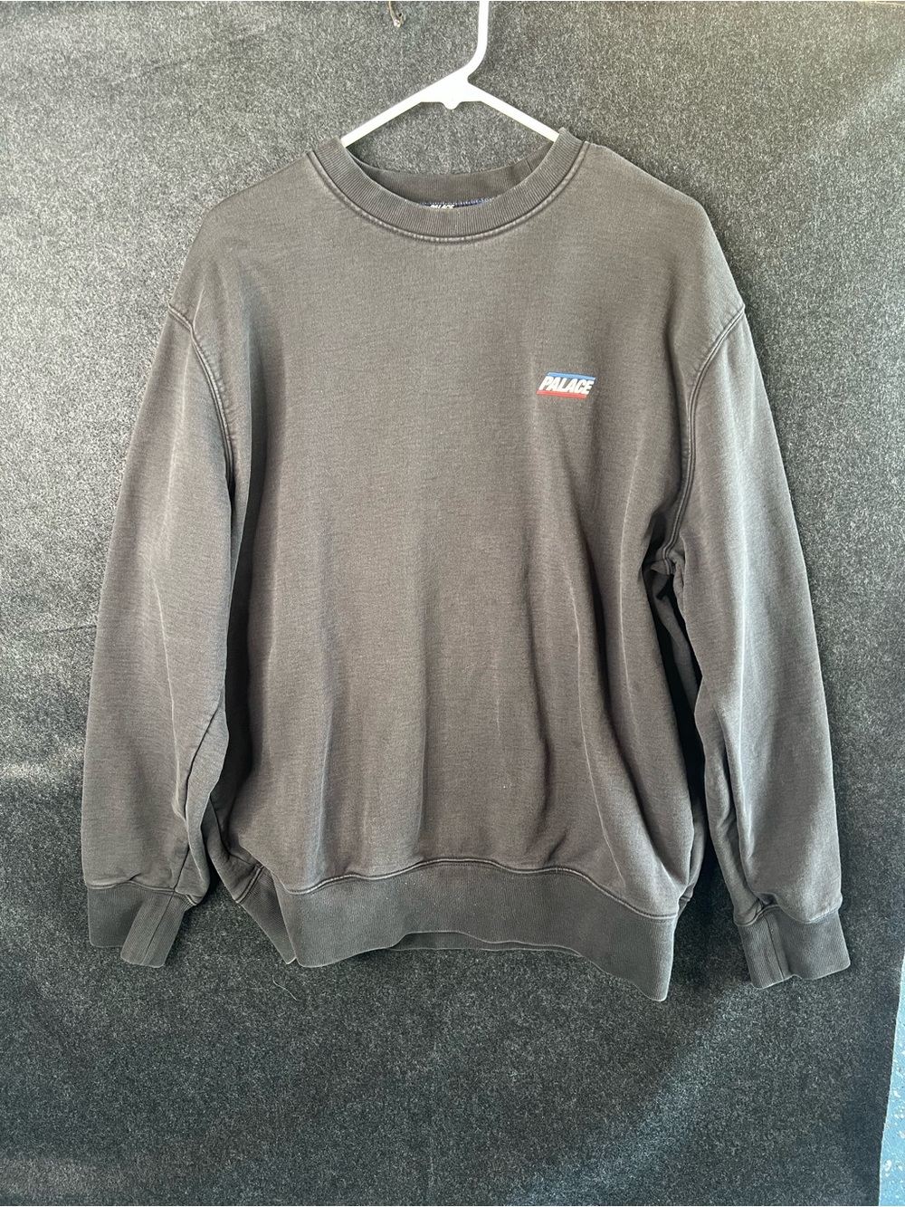 Palace‎ Skateboards Basically A Crew Black Sweatshirt Men’s Size XL Streetwear